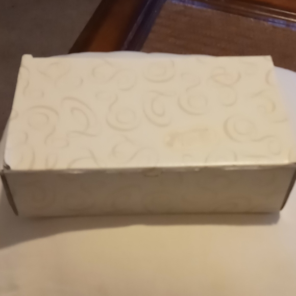 Handmade Music Jewelry Box - Picture 6 of 7